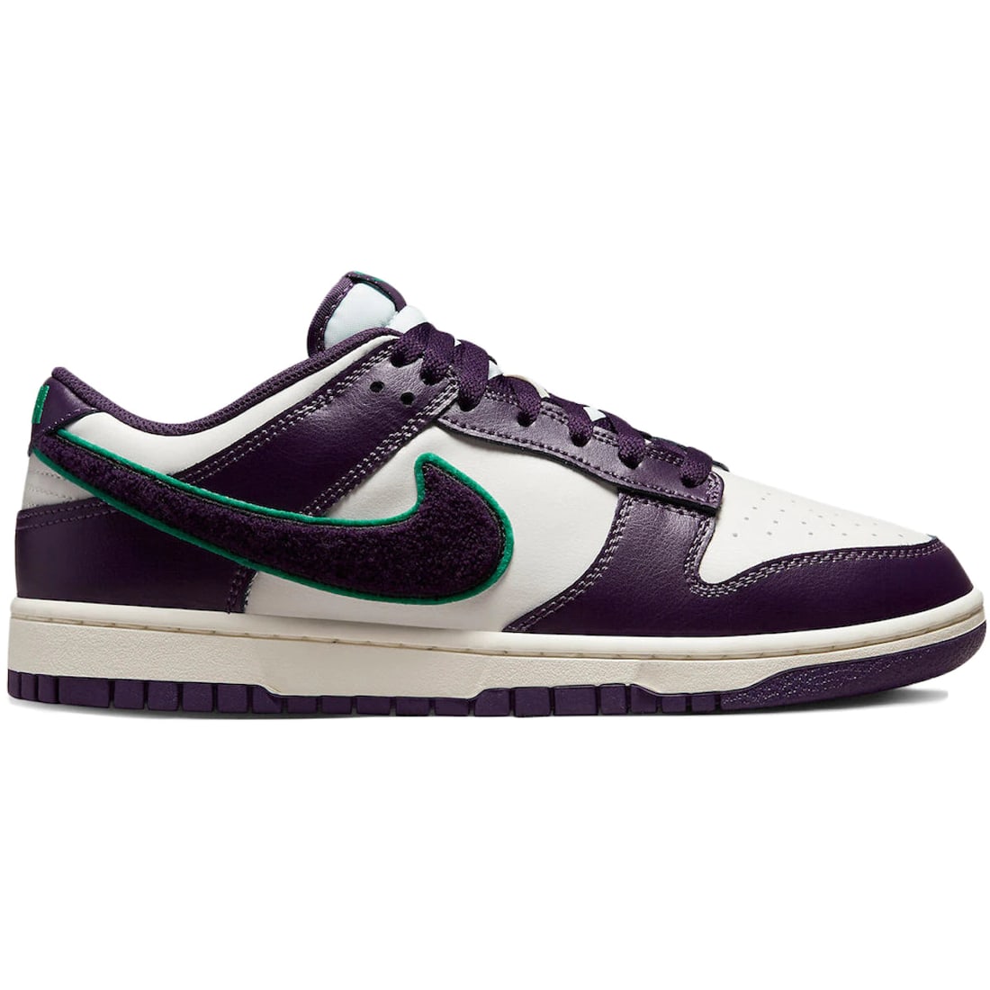 Nike Dunk Low Chenille Swoosh Sail Grand Purple Sneakers: Nike Dunk Low Chenille Swoosh Sail Grand Purple Sneakers Introducing the Nike Dunk Low Chenille Swoosh in Sail and Grand Purple, a stylish sneaker that combines comfort and fashion. This model feature
