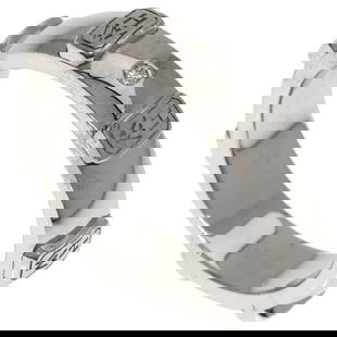 Harry Winston 18K White Gold Diamond Band Ring for Women: Harry Winston 18K White Gold Diamond Band Ring for Women This exquisite Harry Winston band ring is crafted from 18K white gold and features a stunning diamond, making it a perfect accessory for any el