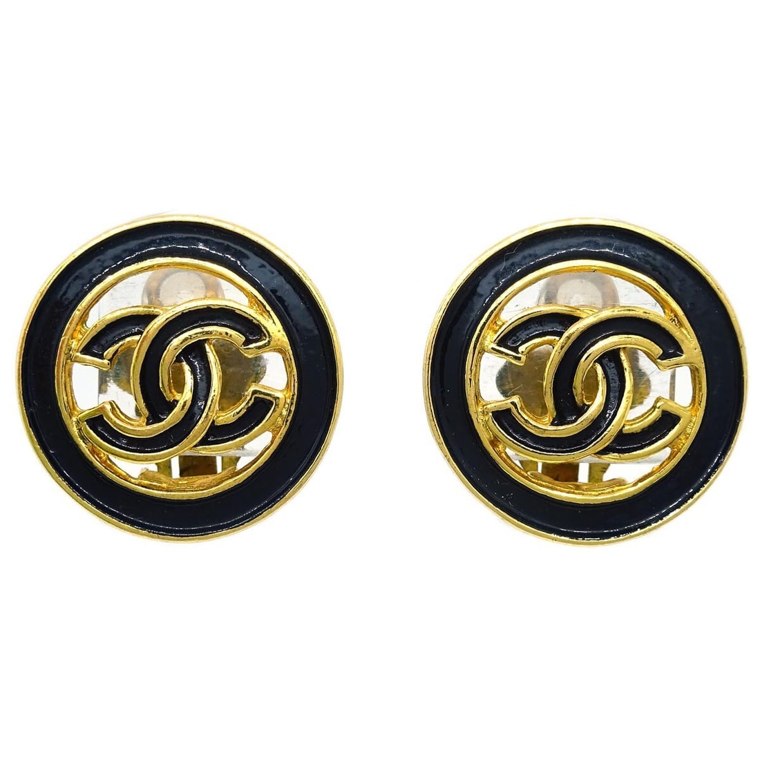 Chanel 93C Black Clip-On Button Earrings Gold-Plated: Chanel 93C Black Clip-On Button Earrings Gold-Plated Elevate your accessory collection with these stunning Chanel Button Earrings. Designed in a classic round shape, these elegant clip-on earrings fea