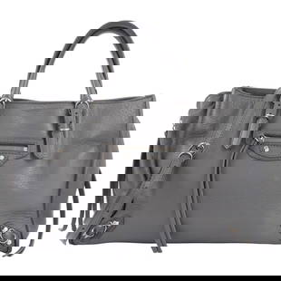 Balenciaga Paper Mini Handbag Leather Dark Grey Women's Chic Accessory: Balenciaga Paper Mini Handbag Leather Dark Grey Women's Chic Accessory This Balenciaga Paper Mini Handbag is a stylish accessory crafted from high-quality leather in a sophisticated dark grey color. D