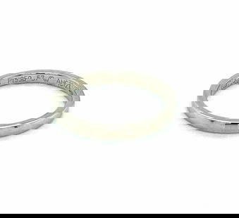 Cartier Platinum Wedding Band Ring Size 6 Elegant Jewelry: Cartier Platinum Wedding Band Ring Size 6 Elegant Jewelry The Cartier Platinum Wedding Band Ring, size 6, is a luxurious piece crafted from 950 platinum. This sleek band style represents sophisticatio