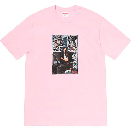 Supreme Lady Pink Light Pink T-Shirt Size Large: Supreme Lady Pink Light Pink T-Shirt Size Large This Supreme Lady Pink Light Pink Tee is a stylish addition to any wardrobe. Made with high-quality materials, it features a light pink color that is bo