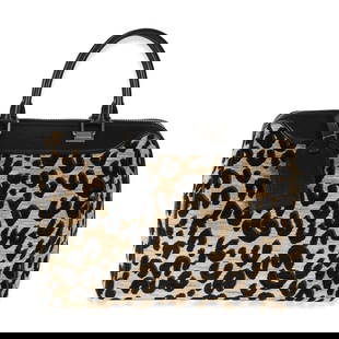 Louis Vuitton x Stephen Sprouse Velvet Leopard Speedy 30 Limited Edition: Louis Vuitton x Stephen Sprouse Velvet Leopard Speedy 30 Limited Edition Introducing the Louis Vuitton x Stephen Sprouse Black Beige Velvet Leopard Speedy 30, a stunning blend of luxury and style. Thi