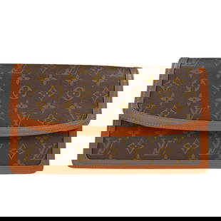 Louis Vuitton Monogram Pochette Dame GM Clutch Bag M51810 Vintage Brown: Louis Vuitton Monogram Pochette Dame GM Clutch Bag M51810 Vintage Brown The Louis Vuitton Monogram Pochette Dame GM Clutch Bag is a stylish accessory that combines functionality with luxury. Crafted f
