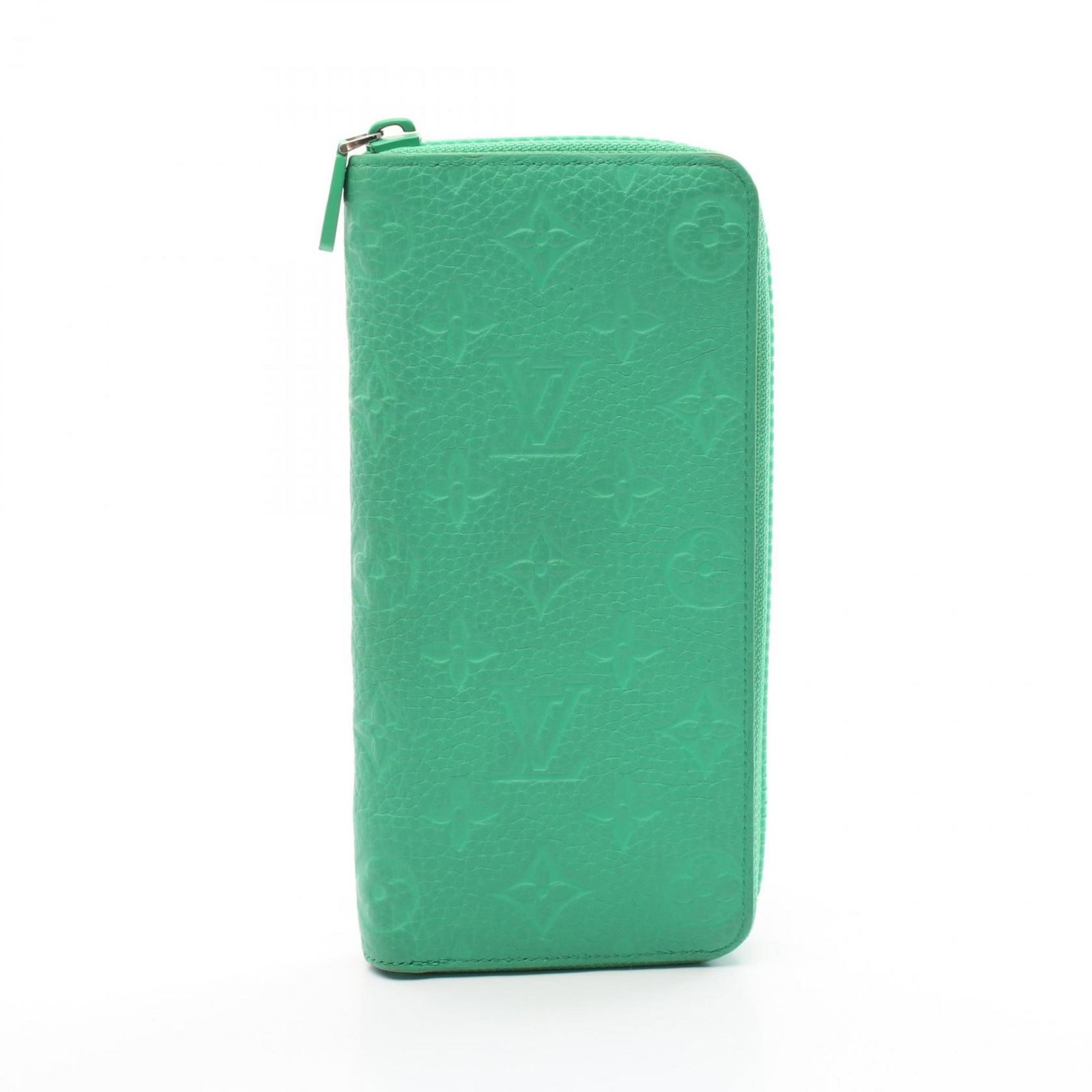 Louis Vuitton Zippy Wallet Men's Green Taurillon Leather Bi-Fold M81549: Louis Vuitton Zippy Wallet Men's Green Taurillon Leather Bi-Fold M81549 Elevate your accessory collection with the Louis Vuitton Zippy Wallet. This long bi-fold wallet is expertly crafted from luxurio