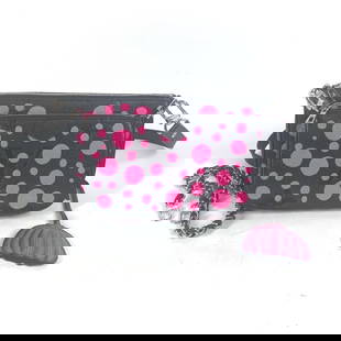 Louis Vuitton Yayoi Kusama Monogram Empreinte Multi Pochette Crossbody Bag Noir Fuchsia: Louis Vuitton Yayoi Kusama Monogram Empreinte Multi Pochette Crossbody Bag Noir Fuchsia Introducing the Louis Vuitton Monogram Empreinte Yayoi Kusama Multi Pochette Accessoires, a stylish and versatil