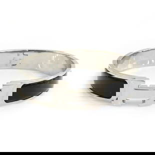 Hermes Click Clack Bangle Bracelet Black Silver Enamel Metal: Hermes Click Clack Bangle Bracelet Black Silver Enamel Metal Elevate your accessory collection with this stunning Hermes bangle bracelet. Designed for women, this piece showcases a chic combination of
