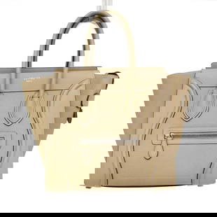 Celine Luggage Micro Shopper Beige Leather Handbag 26cm x 26.5cm x 13cm: Celine Luggage Micro Shopper Beige Leather Handbag 26cm x 26.5cm x 13cm Introducing the Celine Luggage Micro Shopper, a stylish and sophisticated handbag crafted from high-quality leather in a beautif