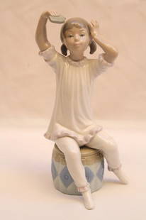 Authentic Lladro Signed Figurine of a Girl 8.35 Inches: Authentic Lladro Signed Figurine of a Girl 8.35 Inches Discover the beauty of this exquisite Spanish Lladro figurine, depicting a charming girl. This collectible piece is fully hallmarked and signed,