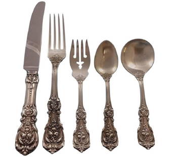 Reed & Barton Francis I Sterling Silver Flatware Set 62 Pcs with Chest: Reed & Barton Francis I Sterling Silver Flatware Set 62 Pcs with Chest This exquisite Reed & Barton Francis I sterling silver dinner flatware set is a wonderful addition to any dining collection. Comp