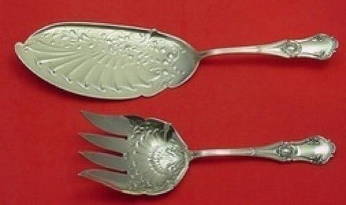 Gorham Regent Sterling Silver Fish Serving Set 11 3/4 Shell Design: Gorham Regent Sterling Silver Fish Serving Set 11 3/4 Shell Design Elevate your dining experience with this exquisite fish serving set from Gorham's Regent pattern. Crafted from high-quality sterling
