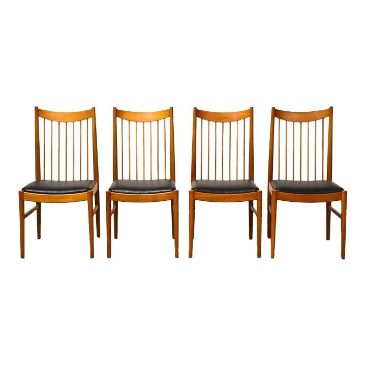 Set of 4 Arne Vodder Oak Dining Chairs for Sibast 38.5" Tall: Set of 4 Arne Vodder Oak Dining Chairs for Sibast 38.5" Tall This set of four mid-century modern dining chairs, designed by Arne Vodder for Sibast Furniture, showcases a classic oak construction with