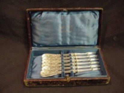 Tiffany & Co. Japanese Sterling Silver 6-Piece Nut Pick Set in Fitted Box: Tiffany & Co. Japanese Sterling Silver 6-Piece Nut Pick Set in Fitted Box This exquisite 6-piece nut pick set from Tiffany & Co. showcases the elegant Japanese pattern, crafted from high-quality sterl