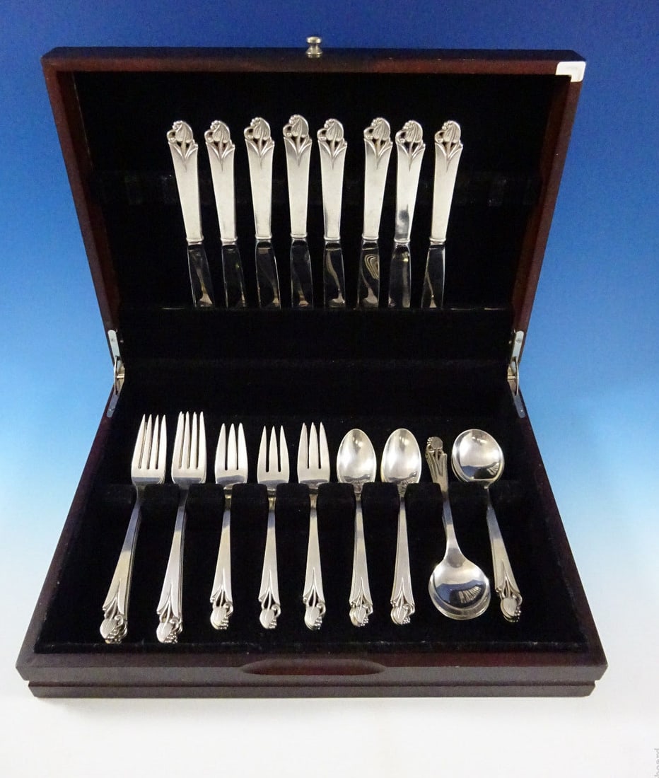 Frank Smith Woodlily Sterling Silver Flatware Set 40 Pieces for 8 with Storage Chest: Frank Smith Woodlily Sterling Silver Flatware Set 40 Pieces for 8 with Storage Chest Enhance your dining experience with the Woodlily Sterling Silver Flatware Set by Frank Smith, designed for service