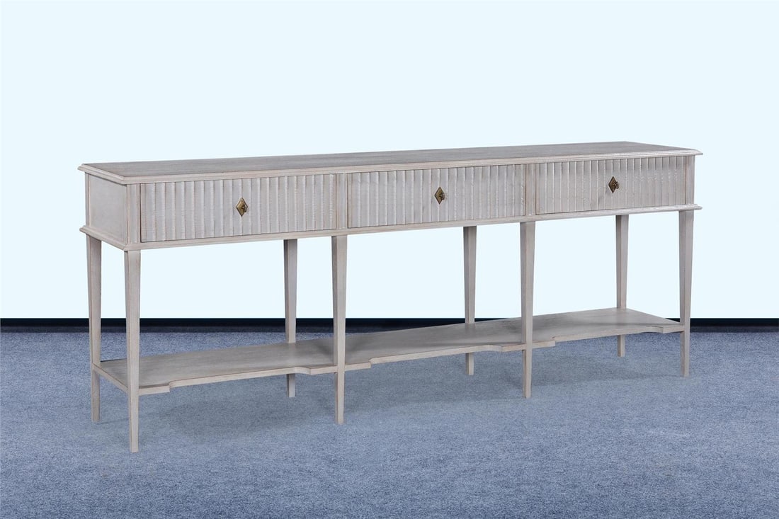 Elegant Taylor Console in Refined Pewter with Brass Hardware: Elegant Taylor Console in Refined Pewter with Brass Hardware Introducing the Refined Pewter Taylor Console, an elegant piece that combines style and functionality. This console features a transitional