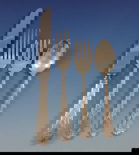 Stieff Betsy Patterson Engraved Sterling Silver Flatware Set 35 Pcs: Stieff Betsy Patterson Engraved Sterling Silver Flatware Set 35 Pcs Enhance your dining experience with this exquisite Betsy Patterson Engraved Flatware Set by Stieff. This post-1940 sterling silver s