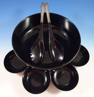 Towle Silver Flutes 7-Piece Salad Bowl Set by Earl Pardon: Towle Silver Flutes 7-Piece Salad Bowl Set by Earl Pardon Presenting the Silver Flutes by Towle Sterling Silver Salad Bowl Set, a stunning 7-piece ensemble designed by Earl Pardon. This elegant set is