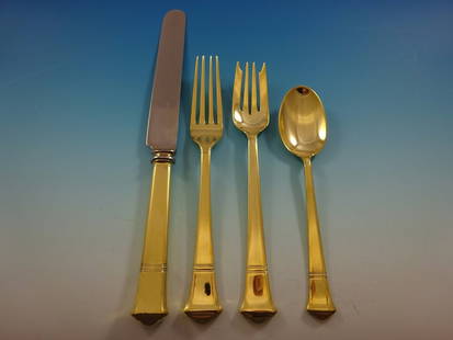 Tiffany & Co. Windham Gold Vermeil Flatware Set 24 Pieces: Tiffany & Co. Windham Gold Vermeil Flatware Set 24 Pieces Elevate your dining experience with the Windham Gold flatware set by Tiffany & Co., crafted from high-quality sterling silver and beautifully