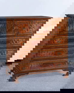 Elegant 5-Drawer Traditional Mahogany Chest with Inlays 48.5H 47W 22D: Elegant 5-Drawer Traditional Mahogany Chest with Inlays 48.5H 47W 22D This exquisite Traditional Mahogany Chest of Drawers combines classic design with elegant craftsmanship. Constructed from flame ma