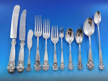 Towle Georgian Sterling Silver Flatware Set for 8 - 106 Pieces with Storage Chest: Towle Georgian Sterling Silver Flatware Set for 8 - 106 Pieces with Storage Chest Discover the elegance of the Georgian pattern by Towle with this impressive sterling silver flatware set, perfect for