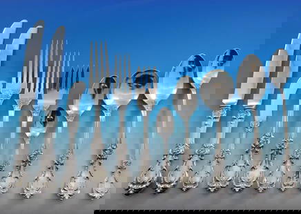 Reed & Barton Burgundy Sterling Silver Flatware Set 150 pcs Service for 12 Renaissance Style: Reed & Barton Burgundy Sterling Silver Flatware Set 150 pcs Service for 12 Renaissance Style Introducing the Burgundy Sterling Silver Flatware Set by Reed & Barton, a stunning collection that serves 1