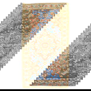 Vintage Persian Heriz Sultanabad Rug Hand-Knotted Wool 34 x 59: Vintage Persian Heriz Sultanabad Rug Hand-Knotted Wool 34 x 59 This exquisite Persian Heriz rug features a classic Sultanabad style, showcasing the intricate craftsmanship typical of early 20th-centur