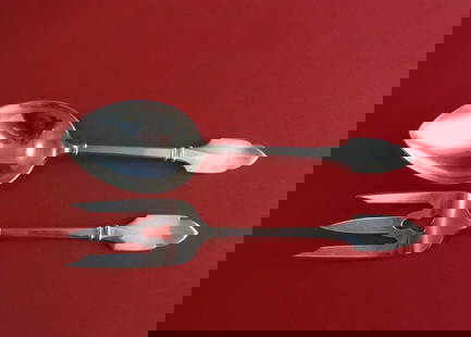 Graff W and D Robert Bruce Sterling Silver Salad Serving Set 9 Inch 2-Piece: Graff W and D Robert Bruce Sterling Silver Salad Serving Set 9 Inch 2-Piece Enhance your dining experience with this exquisite 2-piece salad serving set from Graff W and D. Crafted from high-quality s