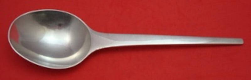Georg Jensen Caravel Sterling Silver Large Serving Spoon 10.5": Georg Jensen Caravel Sterling Silver Large Serving Spoon 10.5" Enhance your dining experience with this exquisite Caravel vegetable serving spoon by Georg Jensen. Crafted from high-quality sterling si