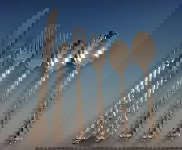 International Silver Angelique Sterling Silver Flatware Set for 18 - 114 Pieces: International Silver Angelique Sterling Silver Flatware Set for 18 - 114 Pieces Introducing the Angelique Flatware Set by International Sterling, a stunning collection designed for 18 service, compris