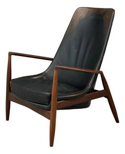 Ib Kofod Larsen Seal Easy Lounge Chair Black Leather 1960s: Ib Kofod Larsen Seal Easy Lounge Chair Black Leather 1960s Discover a stunning mid-century modern Seal Easy Lounge Chair, expertly designed by Ib Kofod Larsen for OPE. This chair features original dis