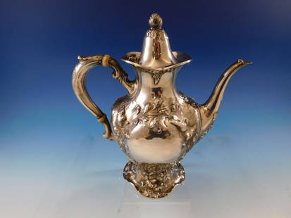 Reed and Barton Les Cinq Fleurs Sterling Silver Coffee Pot 10 x 9.75: Reed and Barton Les Cinq Fleurs Sterling Silver Coffee Pot 10 x 9.75 Presenting the exquisite Les Cinq Fleurs Coffee Pot by Reed and Barton, a stunning example of Art Nouveau design. Crafted from high