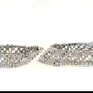 Vintage Art Deco Platinum Bracelet 10.50 Ct Diamonds 240 Stones: Vintage Art Deco Platinum Bracelet 10.50 Ct Diamonds 240 Stones This exquisite Art Deco bracelet is crafted in luxurious platinum and boasts a stunning total diamond weight of approximately 10.50 ct.
