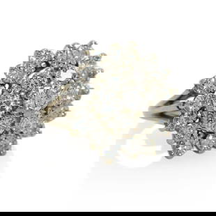 13K White Gold Diamond Cluster Ring 2.30ct SI1-I1 Size 6.5: 13K White Gold Diamond Cluster Ring 2.30ct SI1-I1 Size 6.5 This stunning 13K white gold diamond cluster ring features a total diamond weight of 2.30 carats, showcasing exquisite craftsmanship and eleg