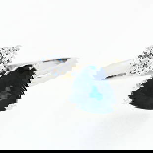 18K White Gold 2.71ct GIA Heart Blue Sapphire Diamond Moi et Toi Ring: 18K White Gold 2.71ct GIA Heart Blue Sapphire Diamond Moi et Toi Ring This exquisite bypass ring is crafted in solid 18K white gold and features a stunning 2.29 carat GIA certified heart-shaped blue s