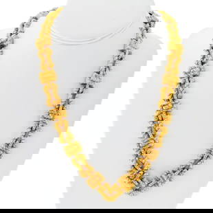 David Webb 18K Yellow Gold 27 Inch Chain Necklace Signed WEBB: David Webb 18K Yellow Gold 27 Inch Chain Necklace Signed WEBB This stunning David Webb chain necklace is crafted from highly textured 18K yellow gold, featuring a unique design that allows it to be tr
