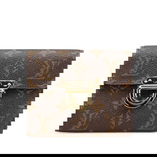 Louis Vuitton Monogram Koala Wallet Brown Canvas SLG: Louis Vuitton Monogram Koala Wallet Brown Canvas SLG Introducing the Louis Vuitton Monogram Koala Wallet, a stylish accessory crafted from durable monogram canvas. This wallet showcases a front flap w