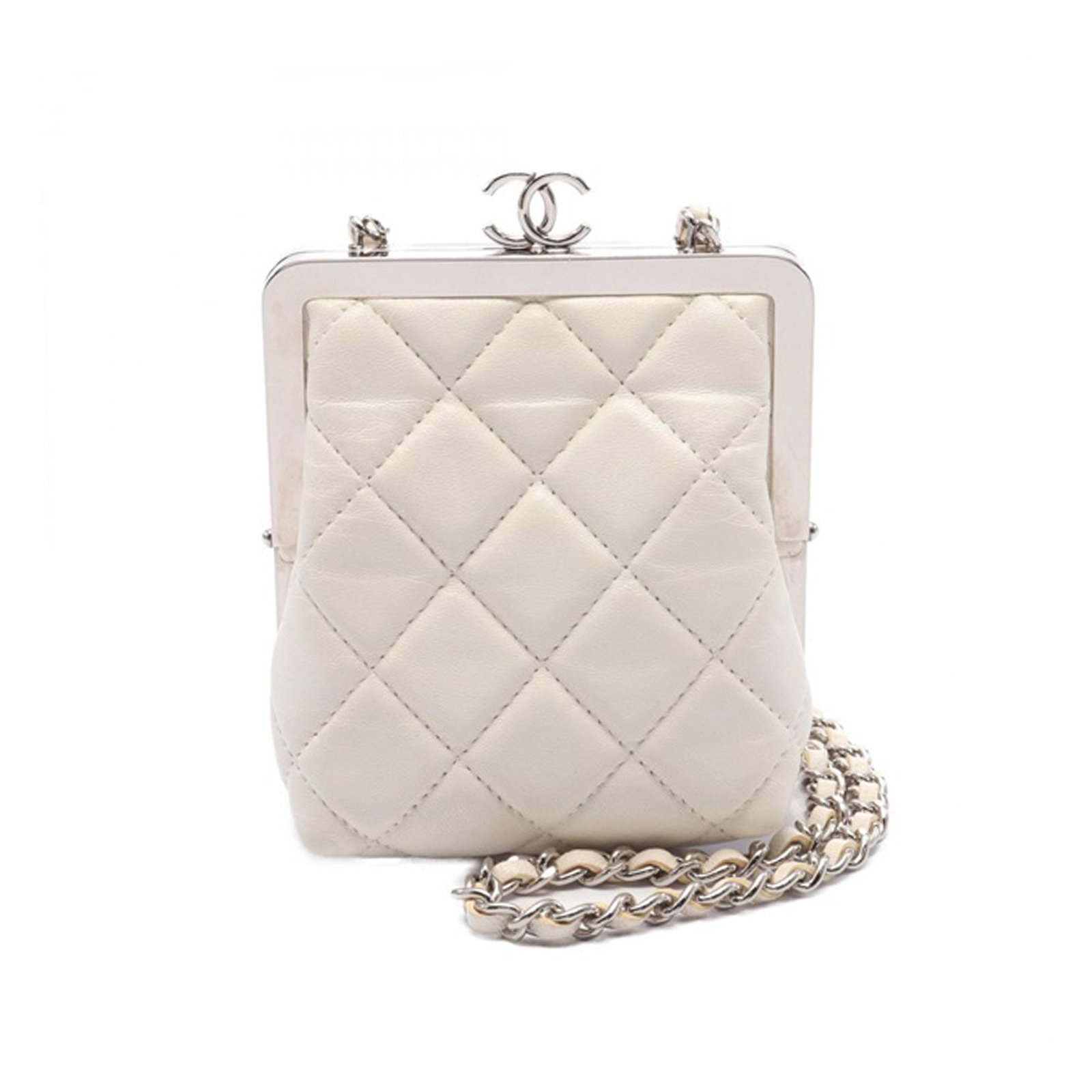 Chanel White Lambskin Acrylic Kiss Clutch Crossbody Bag: Chanel White Lambskin Acrylic Kiss Clutch Crossbody Bag Elevate your accessory collection with this exquisite Chanel Lambskin and Acrylic Kiss Clutch. This stylish crossbody bag is crafted from premiu