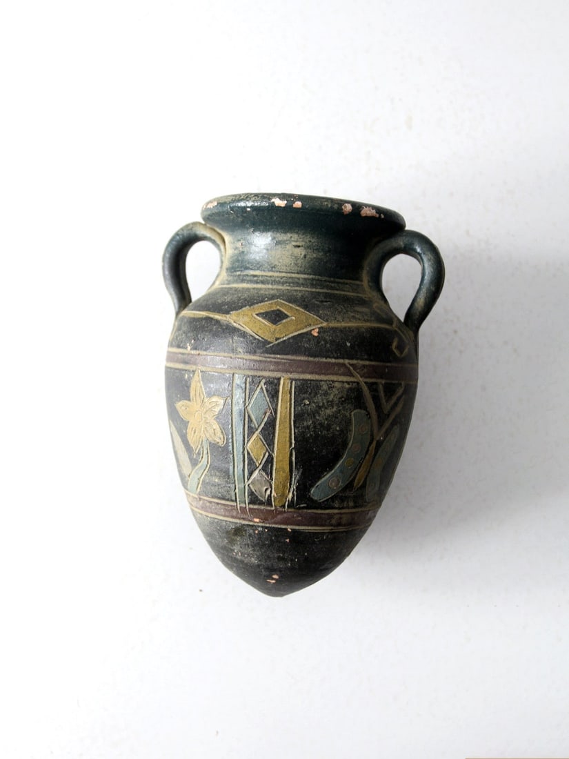 Vintage Amphora Style Southwestern Vase River Junction Pottery: Vintage Amphora Style Southwestern Vase River Junction Pottery This vintage amphora-style vase showcases a rounded pointed bottom and double handles, featuring a warm, earthy finish that evokes design