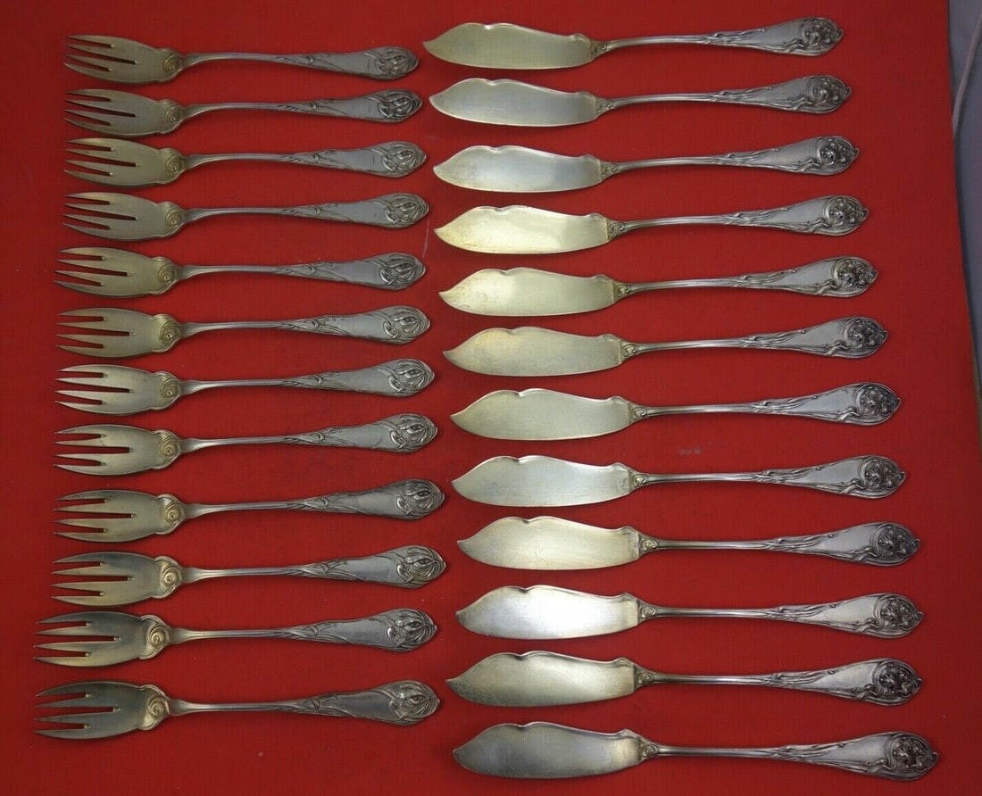 Bruckmann & Sohne Model 240 .800 Silver Fish Set 24pc 1900 Arabesque Design: Bruckmann & Sohne Model 240 .800 Silver Fish Set 24pc 1900 Arabesque Design Discover the elegance of this Model No. 240 Fish Serving Set by Bruckmann & Sohne, crafted from .800 silver in 1900. This ex