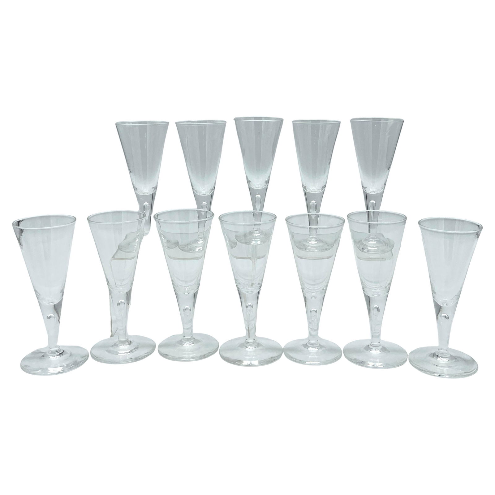 Steuben #7924 1960s Set of 12 Controlled Bubble Goblets: Steuben #7924 1960s Set of 12 Controlled Bubble Goblets This exquisite set of twelve (12) large goblets/champagne glasses from the 1960s showcases the iconic Steuben #7924 Controlled Bubble design. Ea