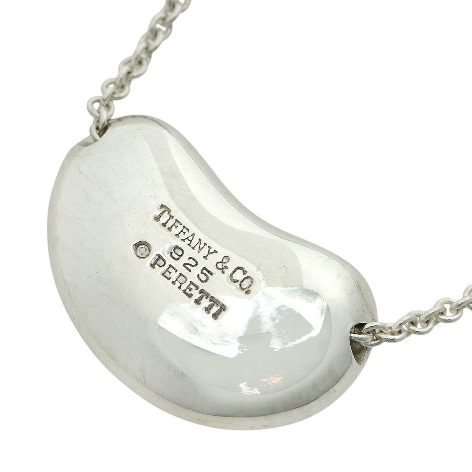 Tiffany & Co. Large Beans Necklace in Sterling Silver 11.6g: Tiffany & Co. Large Beans Necklace in Sterling Silver 11.6g This exquisite Tiffany & Co. necklace showcases a stunning design crafted from high-quality silver 925. Ideal for women, it features a charm
