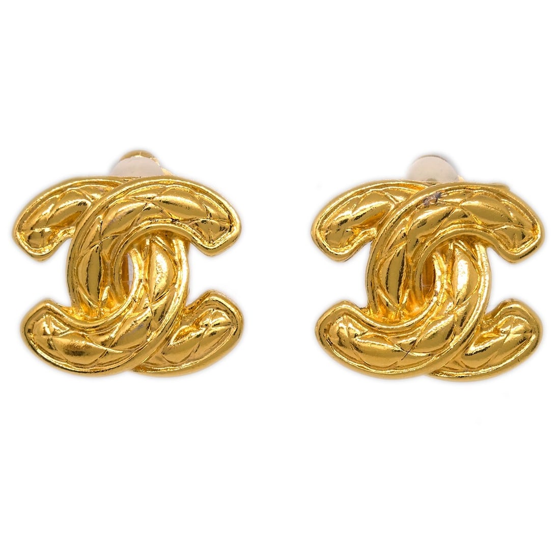 Chanel Gold CC Clip-On Earrings Logo Design 2433: Chanel Gold CC Clip-On Earrings Logo Design 2433 Elevate your accessory collection with these exquisite Chanel Gold CC Clip-On Earrings. Crafted from high-quality gold-plated metal, these earrings emb