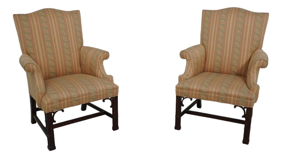 Pair of Southwood Mahogany Chippendale Upholstered Chairs: Pair of Southwood Mahogany Chippendale Upholstered Chairs This is a pair of Southwood Mahogany Chippendale upholstered chairs. They showcase fine carved details and quality construction, reflecting an