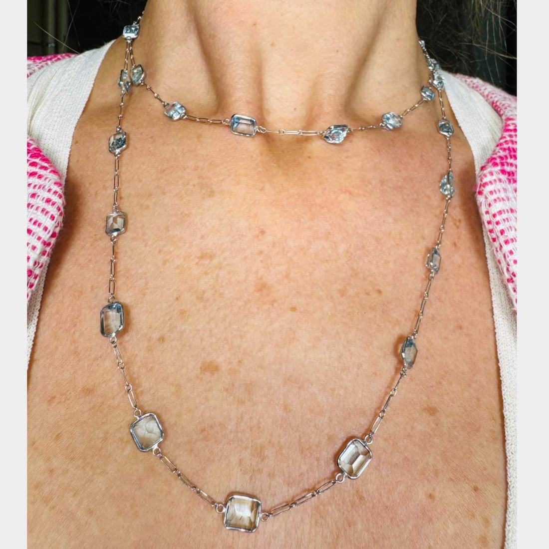 Elegant 42 Inch Platinum Aquamarine Necklace 40 Ct: Elegant 42 Inch Platinum Aquamarine Necklace 40 Ct This exquisite Platinum Aquamarine by the Yard Necklace features a stunning array of approximately 40.00 Ct. of sparkling aquamarines, elegantly set 