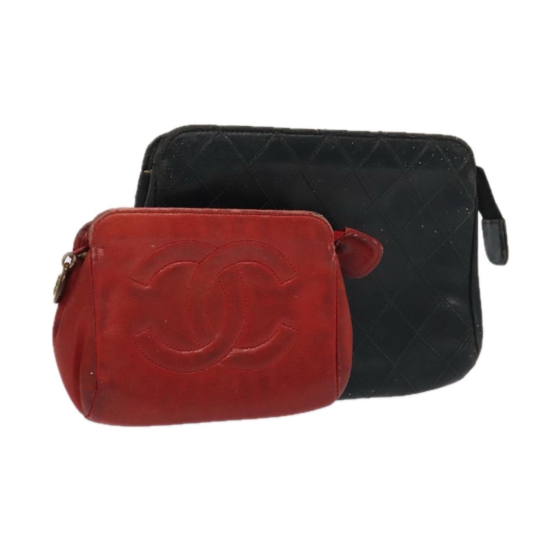 CHANEL Black Red Lambskin Pouch Set of 2 Authenticated: CHANEL Black Red Lambskin Pouch Set of 2 Authenticated This CHANEL Pouch features a stylish design crafted from luxurious lambskin leather, showcasing a striking combination of black and red colors. P
