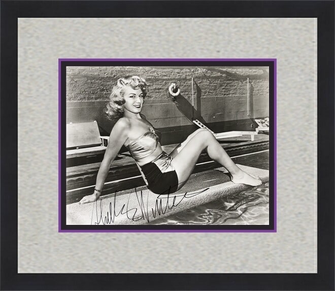 Shelley Winters Signed Vintage 8x10 Photograph Custom Framed: Shelley Winters Signed Vintage 8x10 Photograph Custom Framed This stunning vintage 8" x 10" black and white photograph features Shelley Winters, renowned for her captivating performances and timeless
