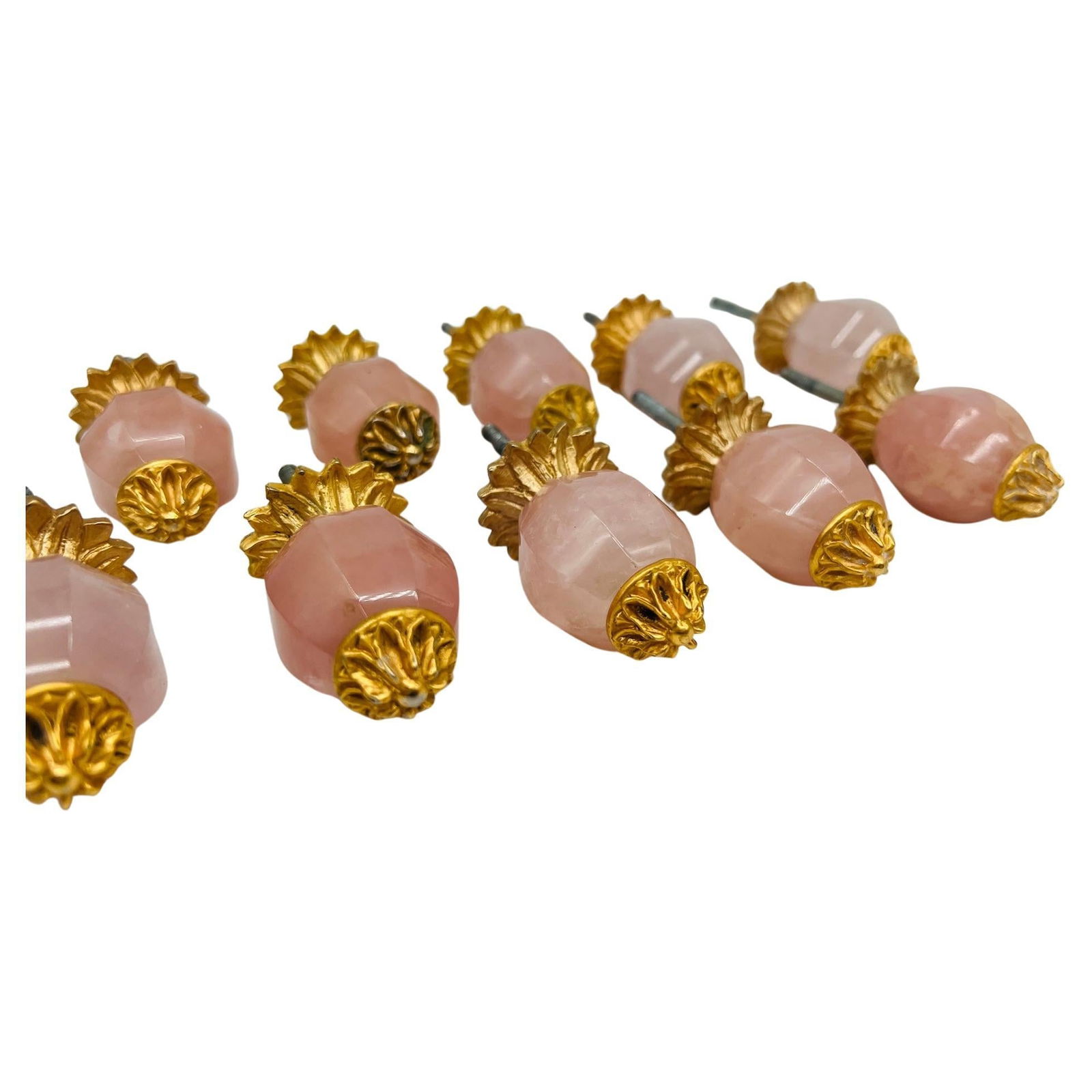 Sherle Wagner Neoclassical Rose Quartz Cabinet Knob 2-inch: Sherle Wagner Neoclassical Rose Quartz Cabinet Knob 2-inch Enhance your cabinetry with these exquisite Sherle Wagner Rose Quartz "Renaissance" cabinet or drawer knobs. Crafted in the neoclassical styl