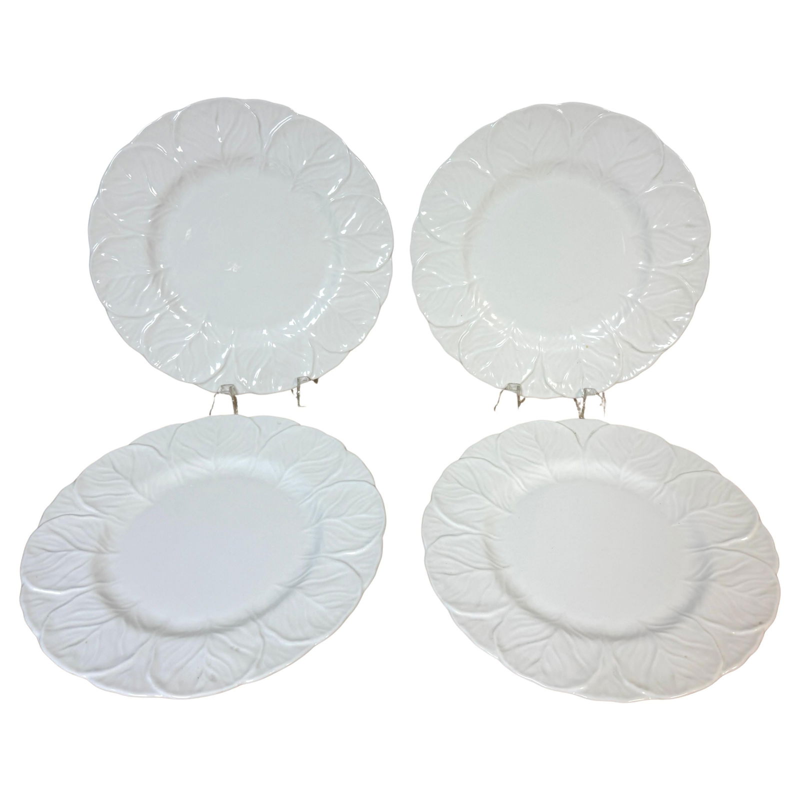 Coalport Countryware Set of 4 Bone China Dinner Plates 1970s England: Coalport Countryware Set of 4 Bone China Dinner Plates 1970s England Elevate your dining experience with this exquisite set of four Coalport "Countryware" bone china dinner plates from the 1970s. Each