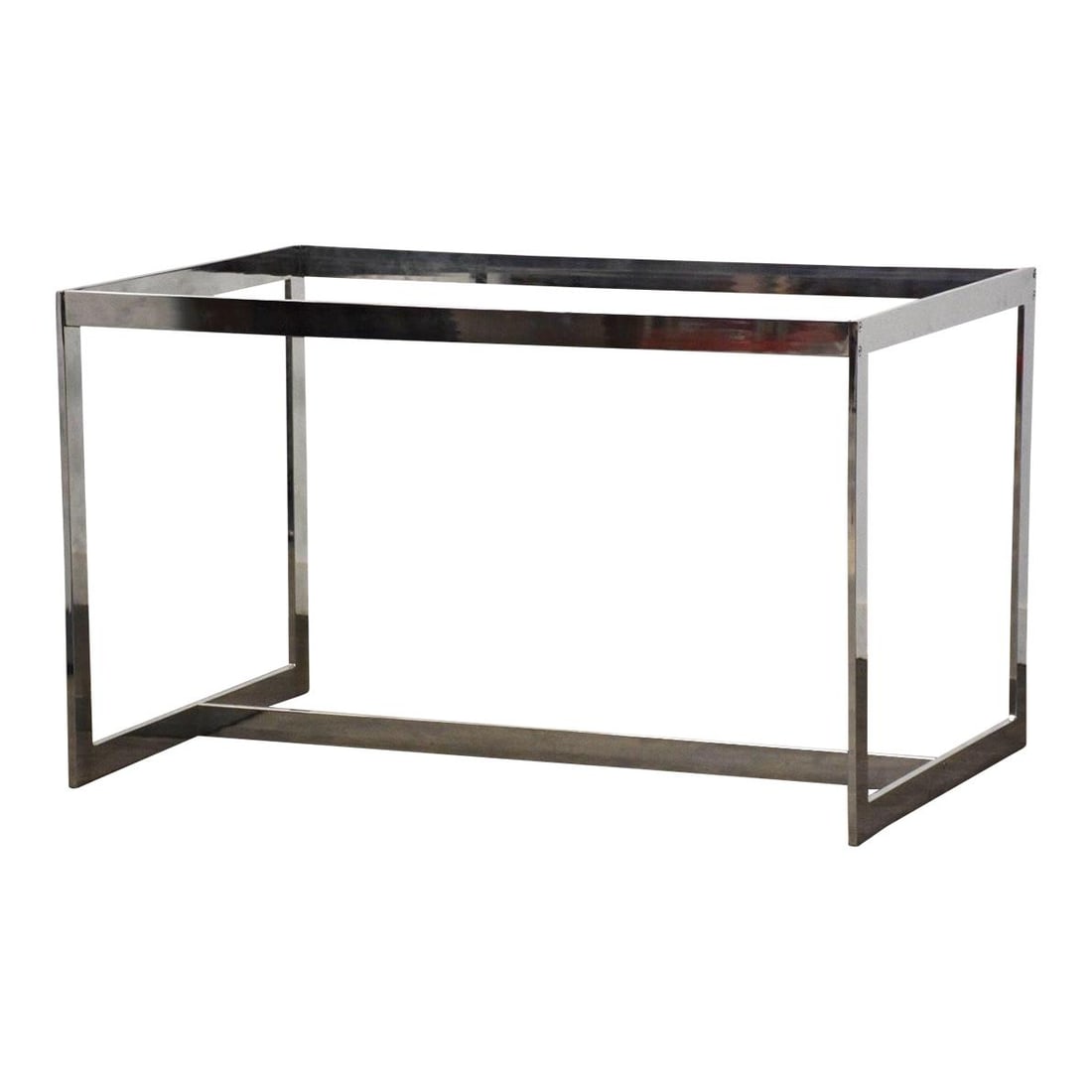 Milo Baughman Chrome Dining Table Base for Thayer Coggin 47" x 30" x 28.25": Milo Baughman Chrome Dining Table Base for Thayer Coggin 47" x 30" x 28.25" This striking mid-century modern dining table base, designed by Milo Baughman for Thayer Coggin, showcases a sleek chrome fi