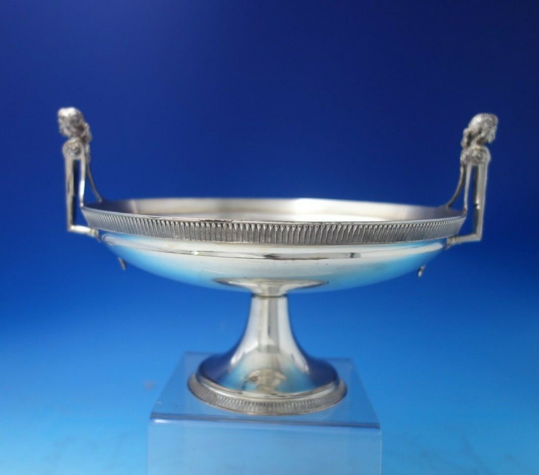 Gorham Bust Sterling Silver Centerpiece Bowl 10" x 6.75" c.1865: Gorham Bust Sterling Silver Centerpiece Bowl 10" x 6.75" c.1865 This exquisite centerpiece bowl, crafted by Gorham, showcases a stunning Bust pattern in sterling silver. Dating back to circa 1865, thi